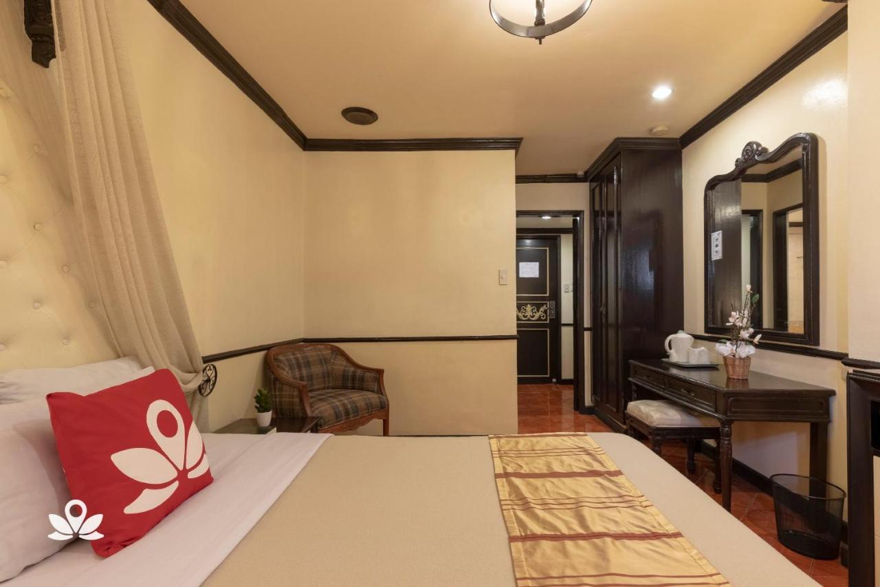 Zen Rooms Camelot Hotel Qc Quezon City Eksteriør billede